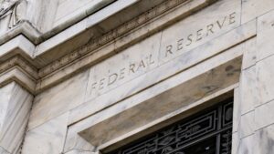 Federal Reserve zet pauze in rentekorting op terwijl centrale bank zich voorbereidt op confrontatie met Donald Trump