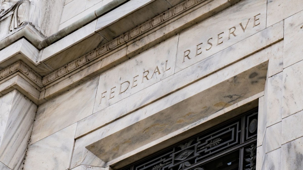 Federal Reserve zet pauze in rentekorting op terwijl centrale bank zich voorbereidt op confrontatie met Donald Trump