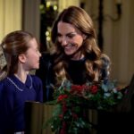 Kate en prinses Charlotte verrassen met een verrassend pianoduet tijdens kerstdienst
