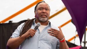 Ontmanteling van de rechtszaak tegen comedian Reginald D Hunter door Kamp tegen Antisemitisme