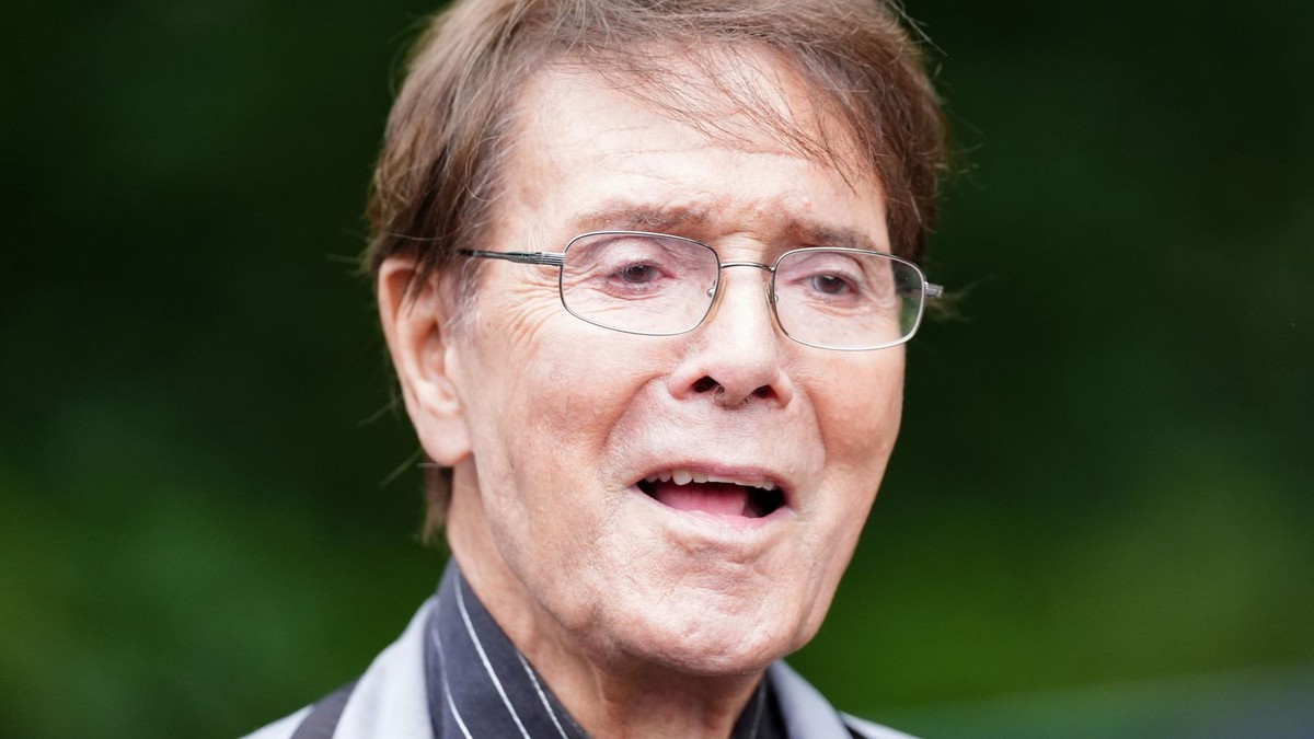 Sir Cliff Richard bevestigt behandeling voor prostaatkanker