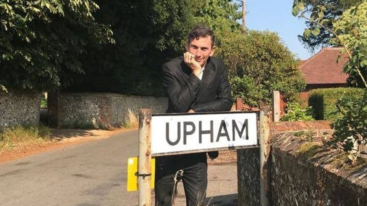 Verdrietige Jas: Verlies van Twee Mannen tijdens Stormachtige Zeeën bij Devon