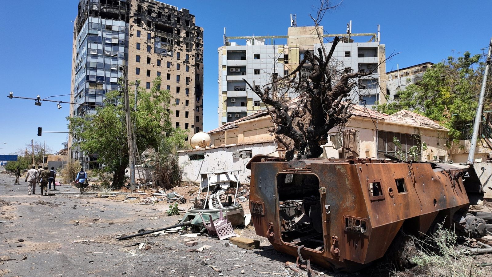 Verwachte tragedie in Soedan: 63 kinderen onder het aantal doden bij aanvallen op kleuterschool en ziekenhuis