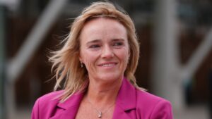 Vrouwelijke verpleegkundige wint zaak tegen NHS Fife na klachten over gedeelde kleedkamer met transgender arts