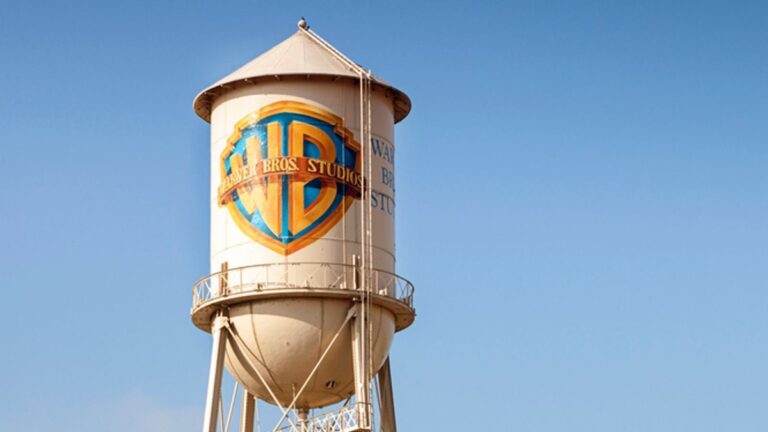 Warner Bros Bereidt Zich Voor Om Vijandige Overname Van Paramount Af Te Wezen