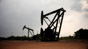 Beleggers zoeken veilige havens na Trump’s Venezuela-aanval en dalende olieprijs