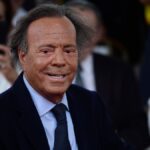 Julio Iglesias ontkent aantijgingen van seksueel misbruik en mensenhandel