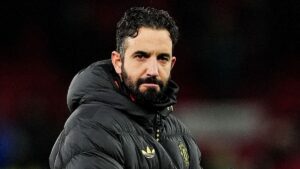 Manchester United ontslaat hoofdtrainer Ruben Amorim na 14 maanden dienst