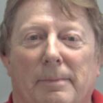 Man die vrouw levenslang dwong tot seks met vreemden krijgt gevangenisstraf