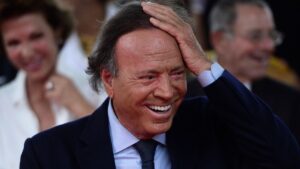 Onderzoek gestart naar Latin pop-legende Julio Iglesias wegens beschuldigingen van aanranding