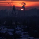 Russische bombardementenverlengen de blackout in Kyiv en verergeren de energietekorten